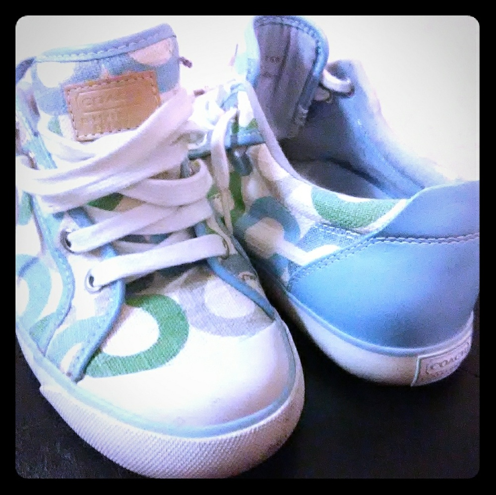 Coach shoes female